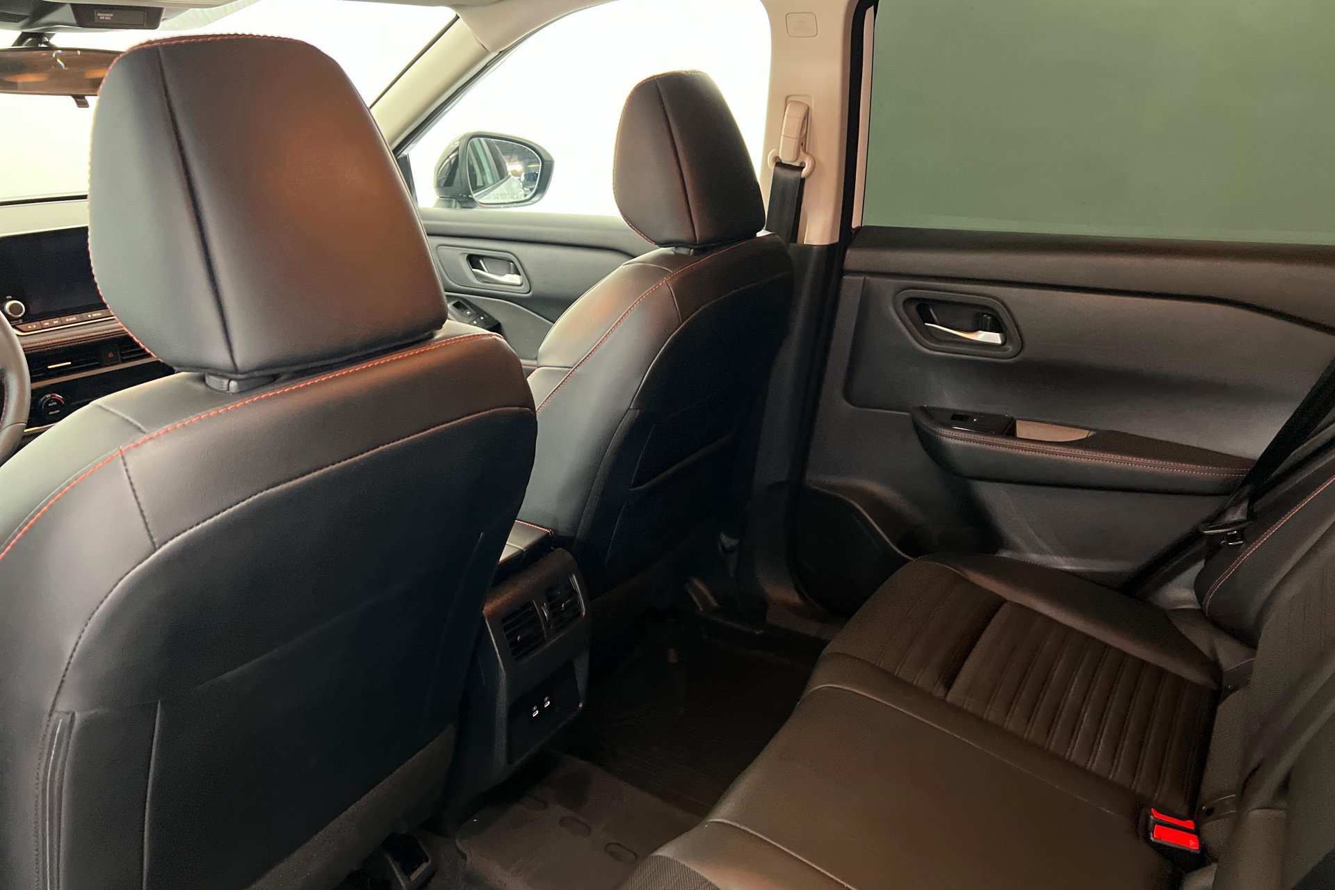 Used 2026 Nissan Rogue SV AWD/4WD image 20
