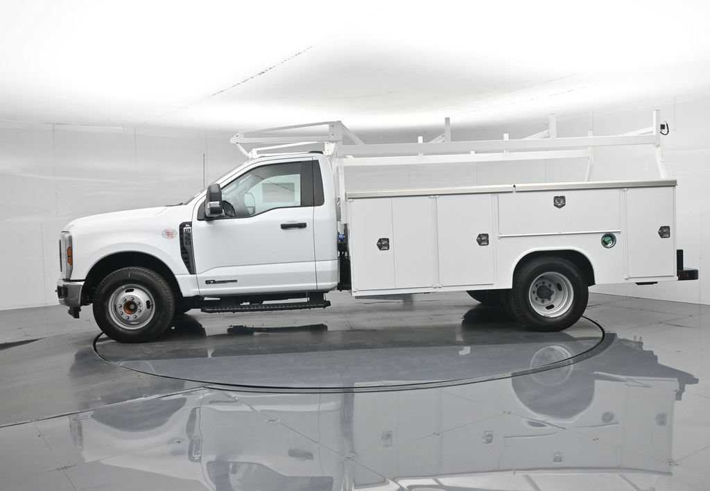 New 2025 Ford F350 XL w/ XL Chrome Package RWD image 34