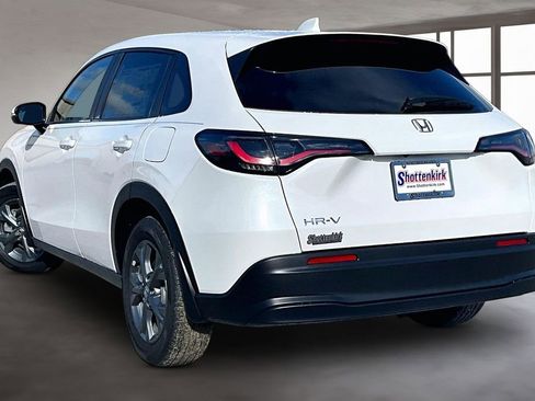 New 2026 Honda HR-V LX image 3