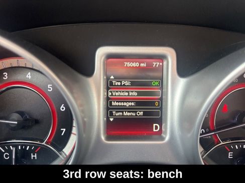 Used 2019 Dodge Journey SE image 14