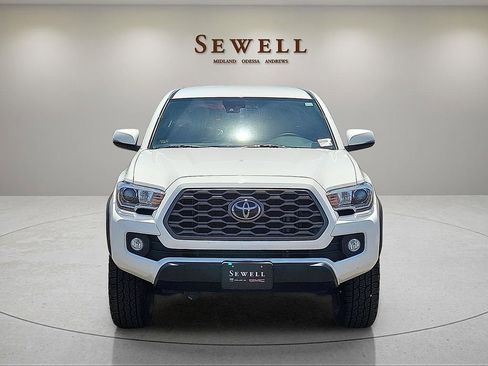 Used 2023 Toyota Tacoma TRD Off-Road RWD image 8
