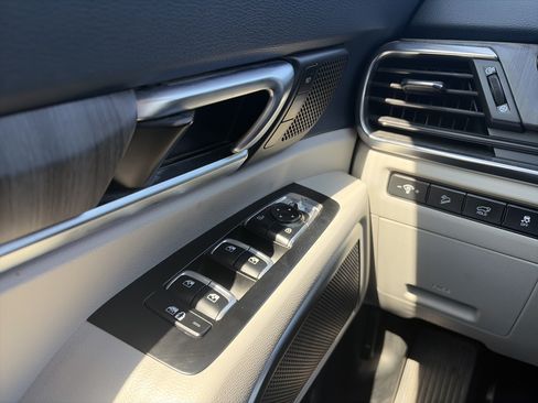 Used 2023 Kia Telluride SX Prestige AWD/4WD image 26