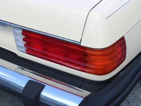 Used 1987 Mercedes-Benz 560 SL image 20