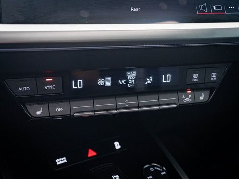 Used 2022 Audi Q4 e-tron Premium w/ Convenience Package image 23