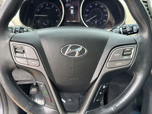 Used 2018 Hyundai Santa Fe FWD image 12