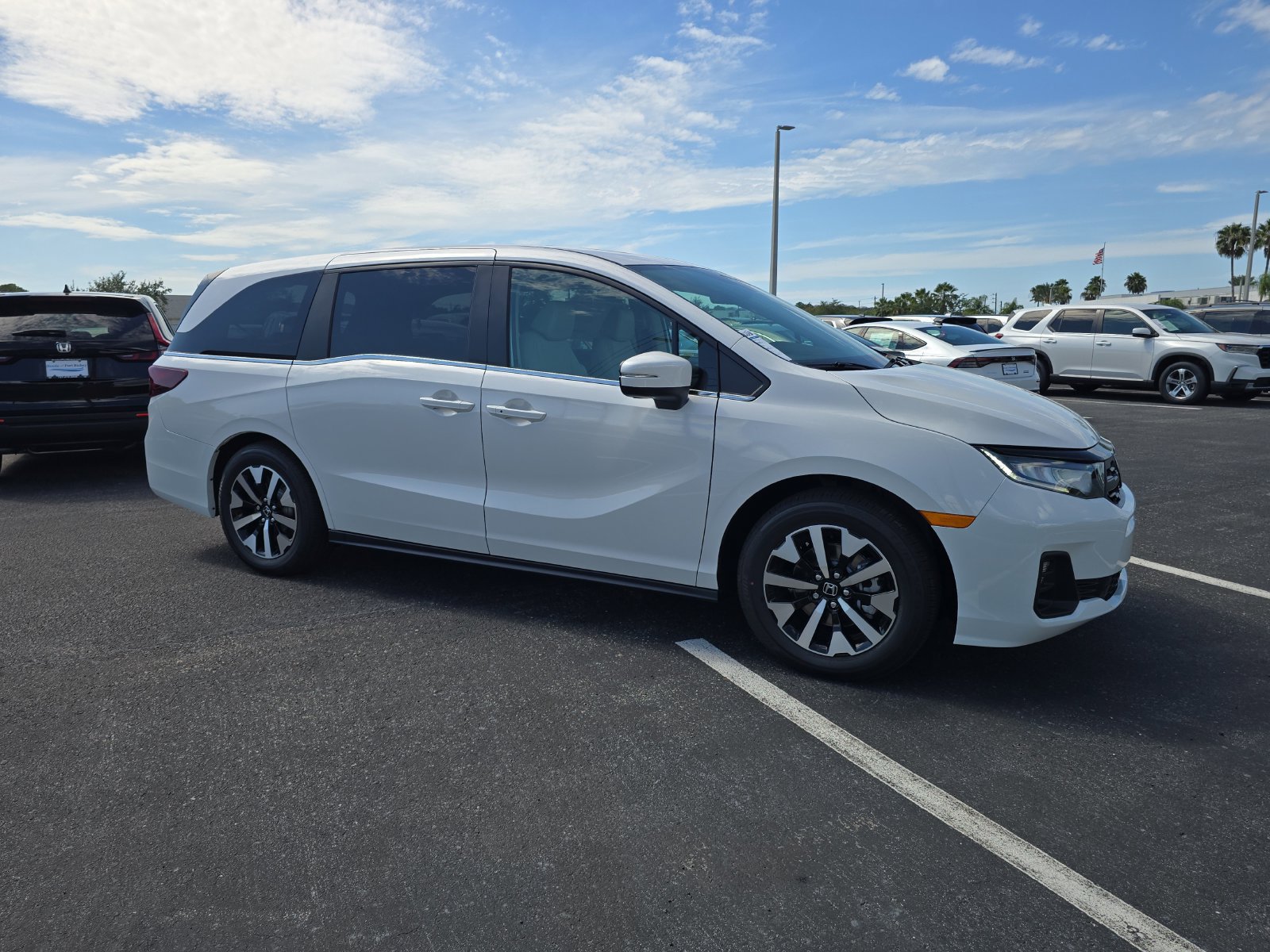 New 2026 Honda Odyssey EX-L image 2
