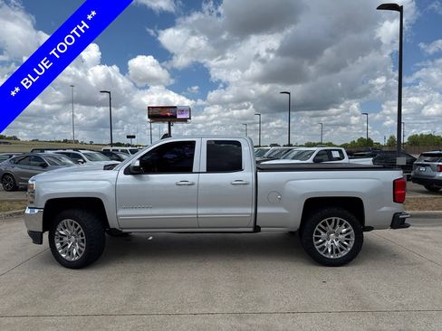 Used 2018 Chevrolet Silverado 1500 LT RWD image 3