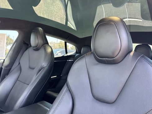 Used 2022 Tesla Model S AWD/4WD image 19