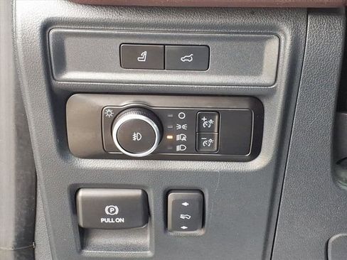 Used 2023 Ford Expedition Max Limited image 14