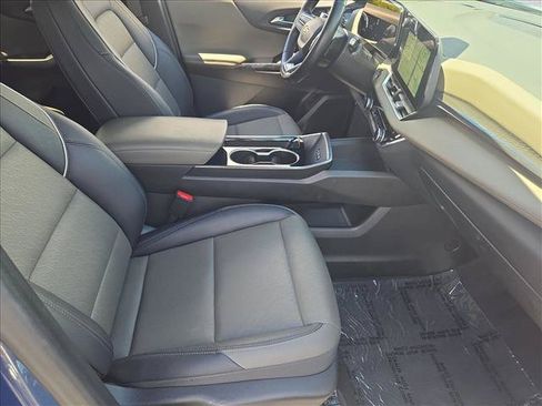 Certified 2025 Chevrolet Equinox LT w/ Convenience Package II FWD image 21