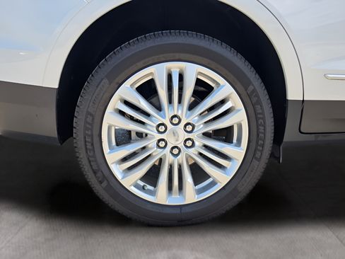 Used 2019 Cadillac XT5 Premium Luxury FWD image 33