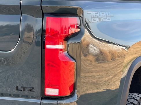 Used 2026 Chevrolet Silverado 3500 LTZ w/ LTZ Plus Package image 49