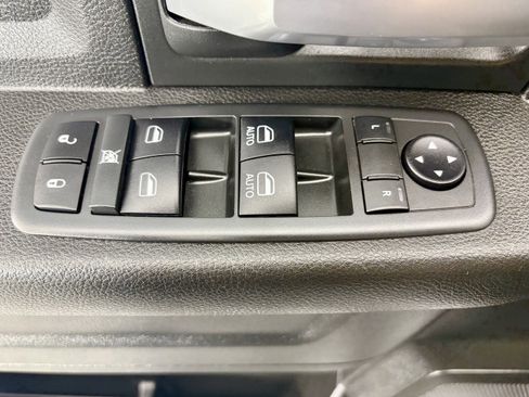 Used 2019 RAM 2500 Tradesman image 12