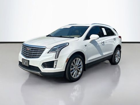 Used 2017 Cadillac XT5 Platinum w/ Driver Assist Package AWD/4WD image 7