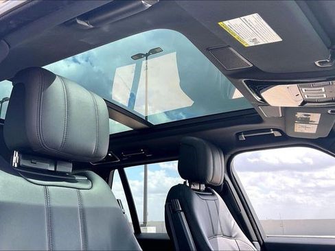 Used 2021 Land Rover Range Rover Westminster Edition image 26