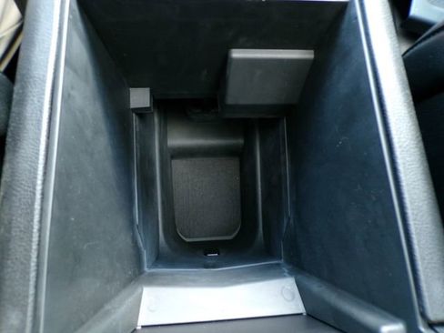 Used 2022 Ford Edge Titanium w/ Class II Trailer Tow Package image 31