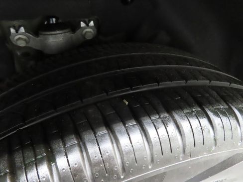 Used 2026 Ford Explorer ST AWD/4WD image 46