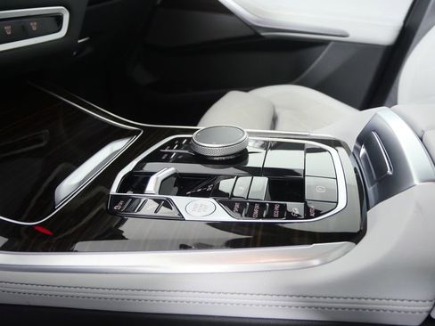 Certified 2025 BMW X5 xDrive40i image 28