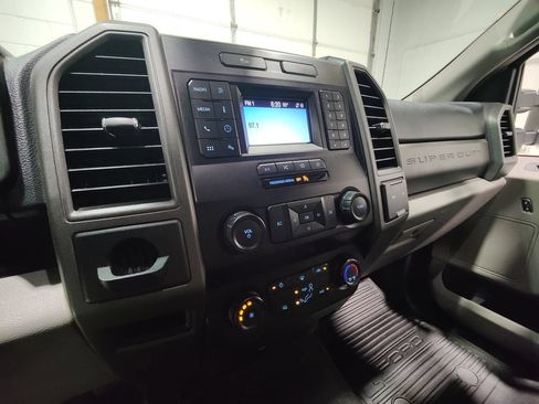 Used 2020 Ford F350 XL w/ Power Equipment Group RWD image 39