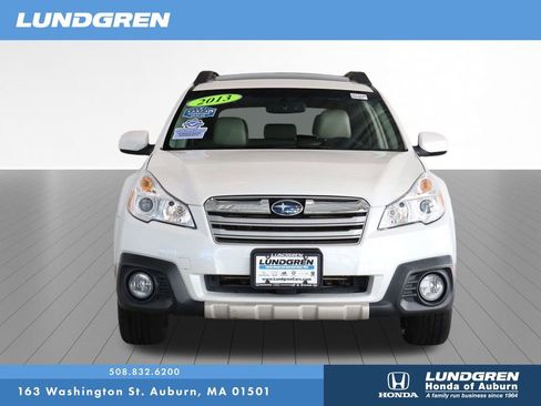 Used 2013 Subaru Outback 2.5i Limited w/ Moonroof Pkg AWD/4WD image 2