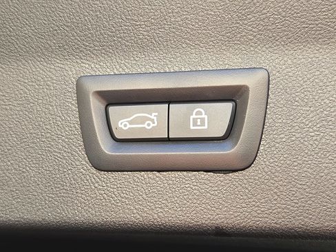 Certified 2023 BMW X4 M40i w/ Premium Package image 29