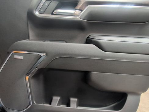 Used 2022 GMC Sierra 1500 SLT w/ SLT Premium Plus Package image 16