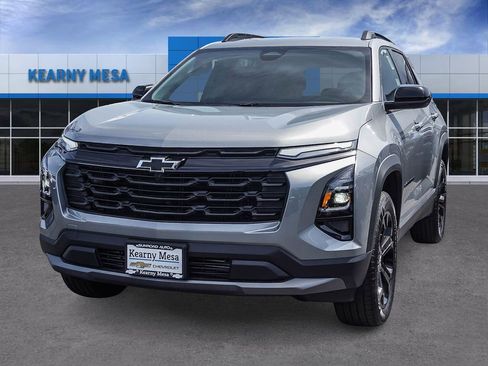 New 2026 Chevrolet Equinox LT w/ Midnight Edition FWD image 3