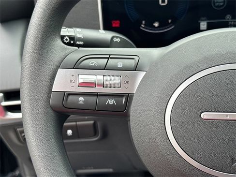 New 2026 Hyundai Tucson SEL image 18