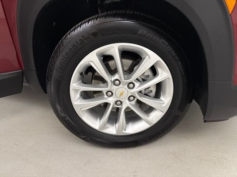 Used 2024 Chevrolet TrailBlazer LS w/ LS Convenience Package FWD image 25