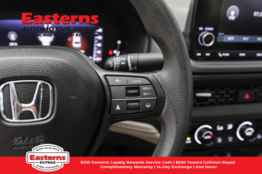 Used 2025 Honda Accord SE image 17
