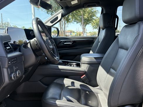 Used 2025 Chevrolet Tahoe LT RWD image 7
