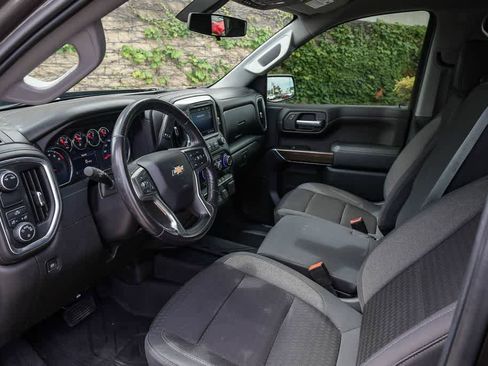 Used 2021 Chevrolet Silverado 1500 LT w/ All Star Edition Plus RWD image 17