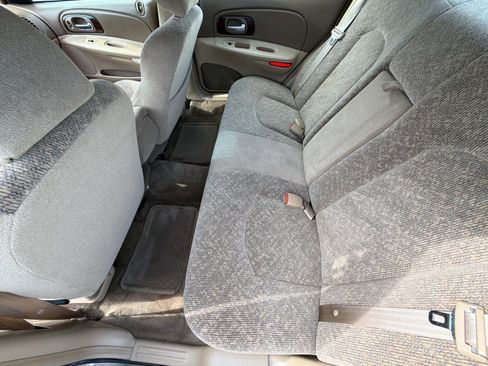 Used 2000 Chrysler Concorde LX image 4