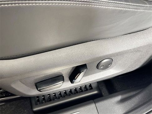 Used 2023 Nissan Rogue Platinum w/ Platinum Premium Package image 20