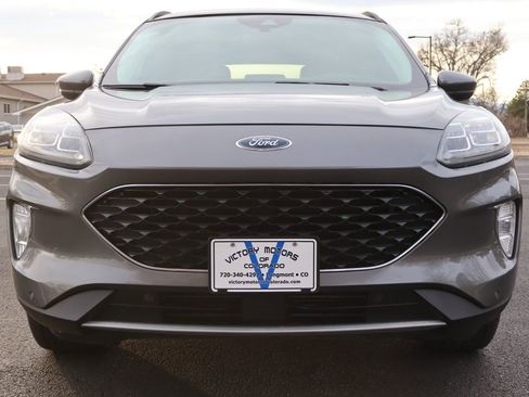 Used 2021 Ford Escape Titanium image 13