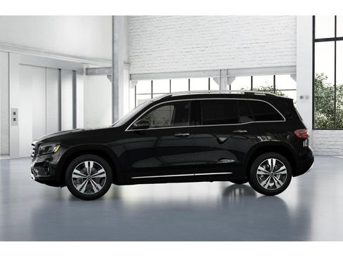 New 2026 Mercedes-Benz GLB 250 4MATIC image 35