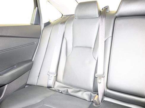 Used 2025 Honda Accord EX-L image 13