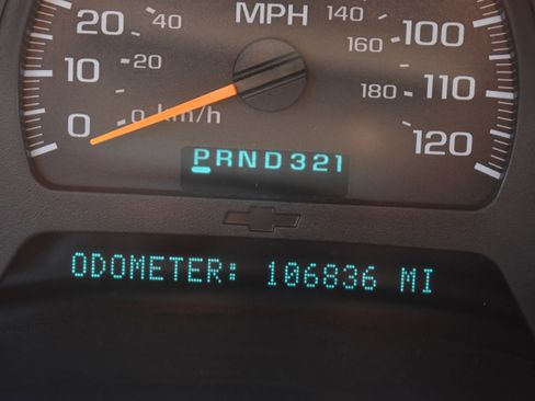 Used 2003 Chevrolet TrailBlazer LTZ w/ Skid Plate Package image 25