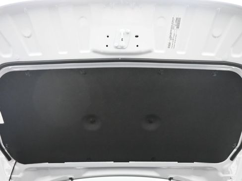 New 2025 Jeep Grand Cherokee Altitude image 21