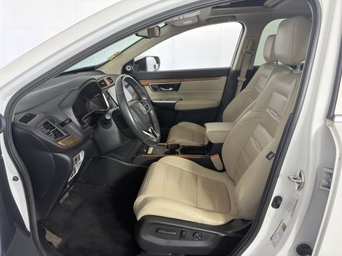 Used 2020 Honda CR-V Touring image 6