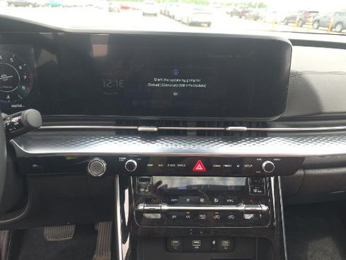 Used 2024 Kia Carnival SX Prestige FWD image 10
