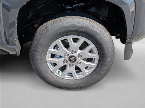 New 2025 Toyota Tacoma SR5 image 5
