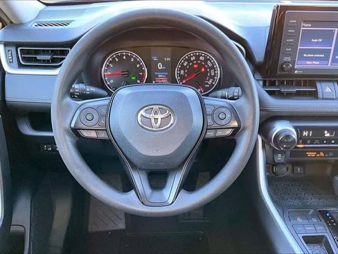 Certified 2020 Toyota RAV4 XLE image 6
