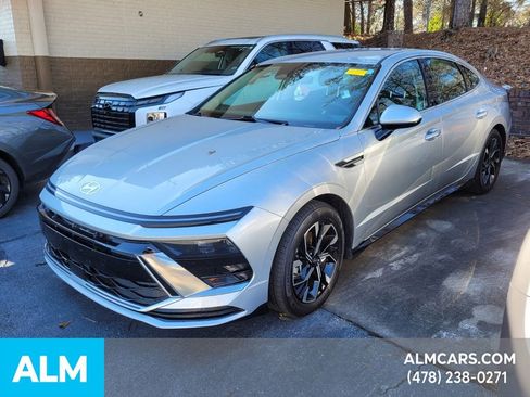 Used 2024 Hyundai Sonata SEL image 1