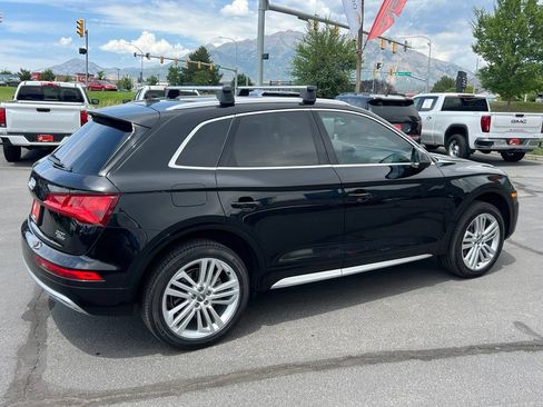 Used 2018 Audi Q5 2.0T Premium Plus w/ Premium Plus Package AWD/4WD image 8