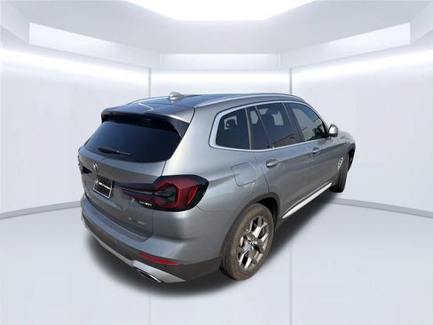 Used 2024 BMW X3 sDrive30i w/ Convenience Package RWD image 3