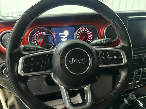 Used 2020 Jeep Gladiator Rubicon image 15