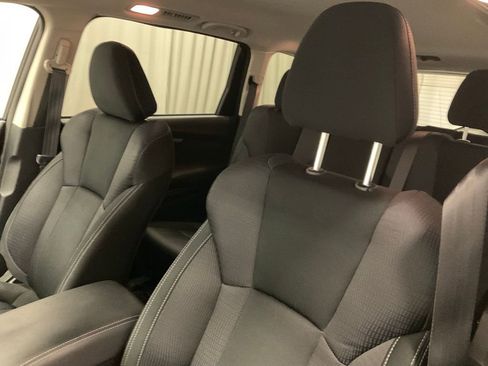 Used 2022 Subaru Ascent Premium w/ Convenience Package AWD/4WD image 14