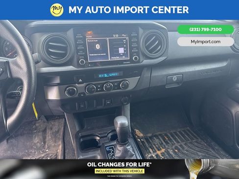 Used 2021 Toyota Tacoma SR image 10