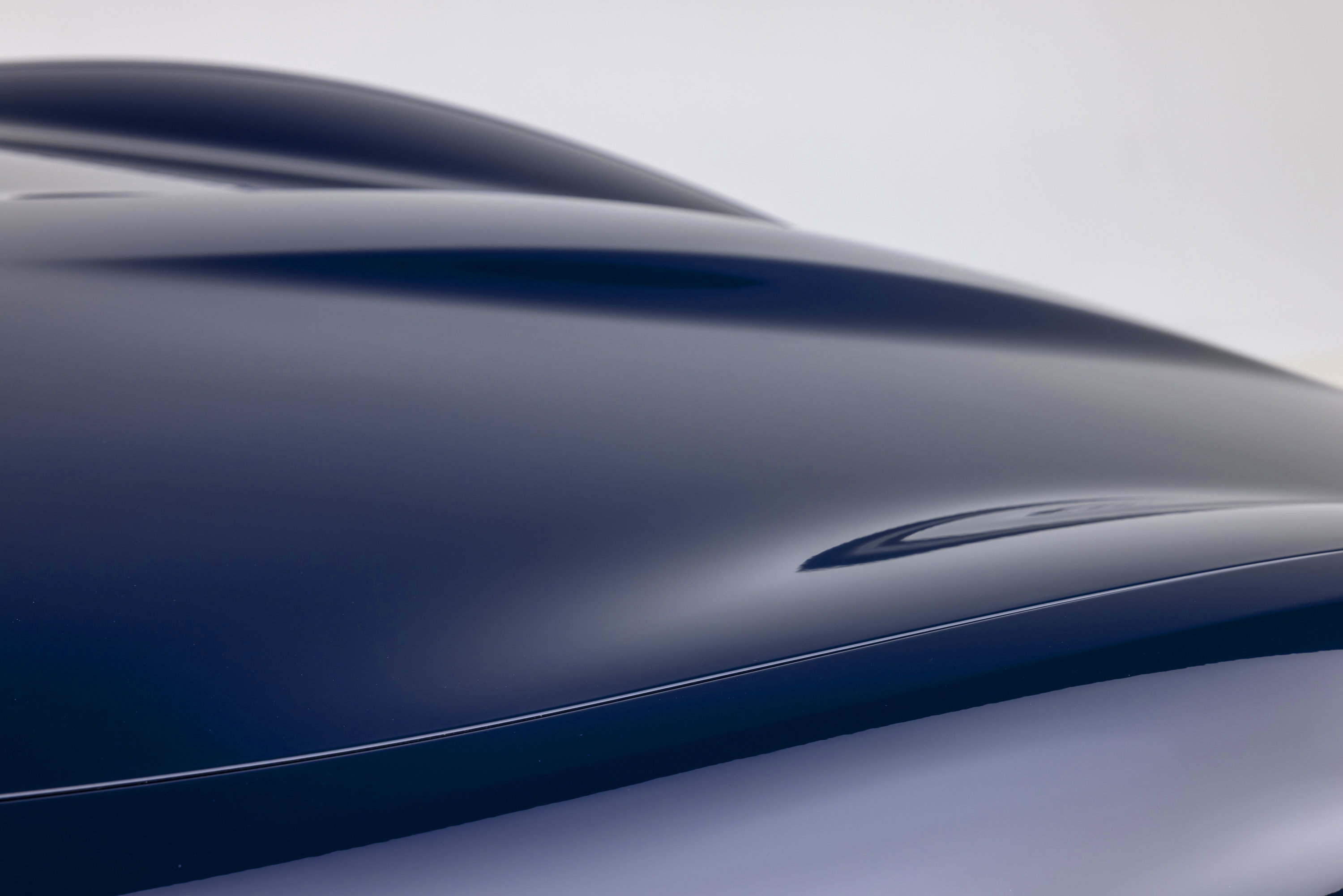 Certified 2024 Ferrari Roma Spider RWD image 33